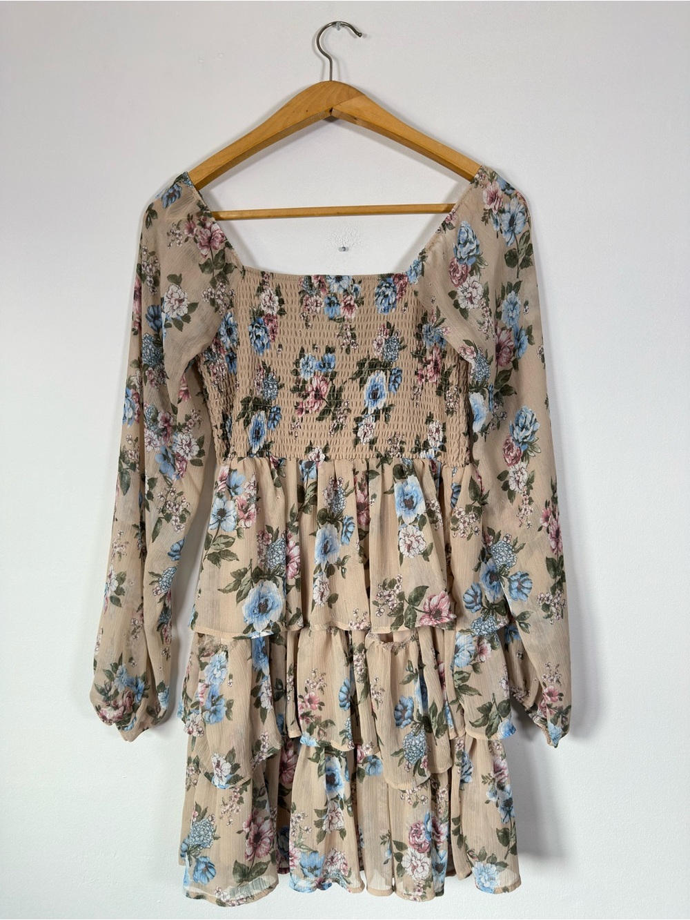 Madden NYC Floral Smocked Tiered Midi Dress Women's Size L - Picture 4 of 12